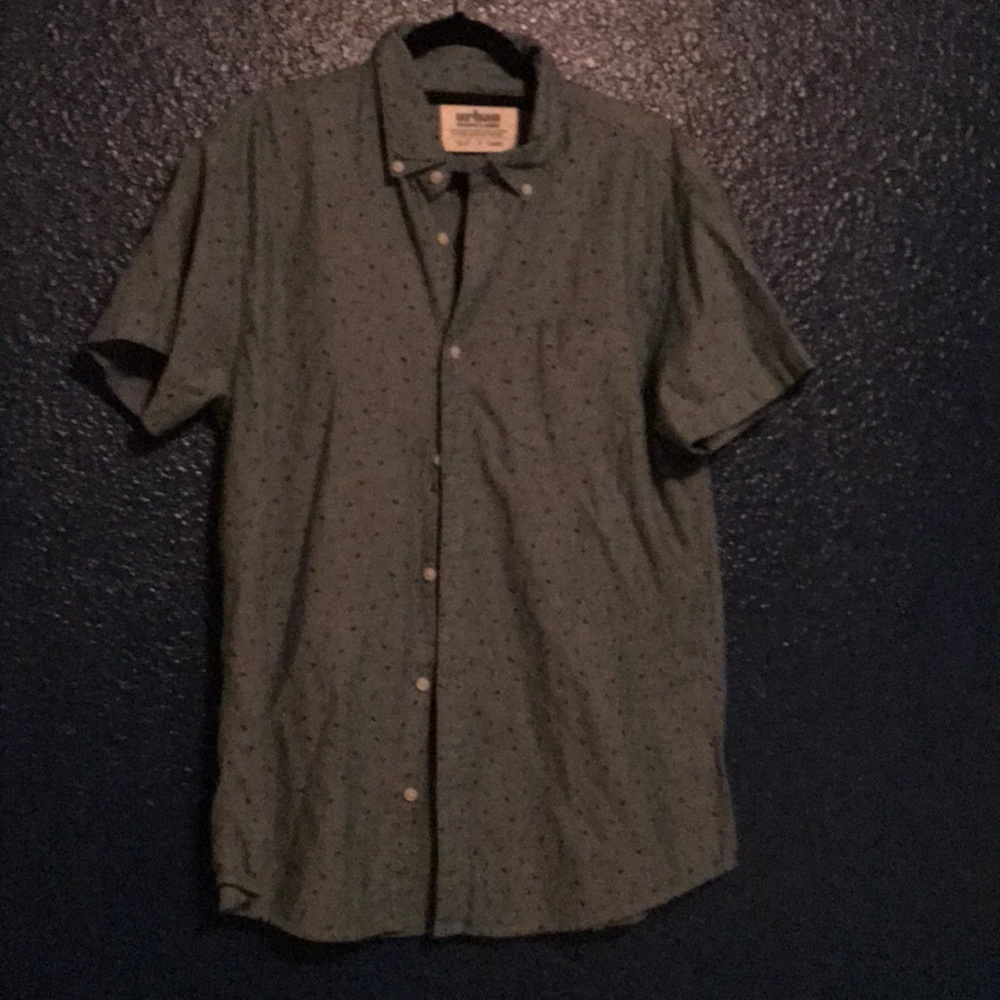 Men’s Large button down shirt